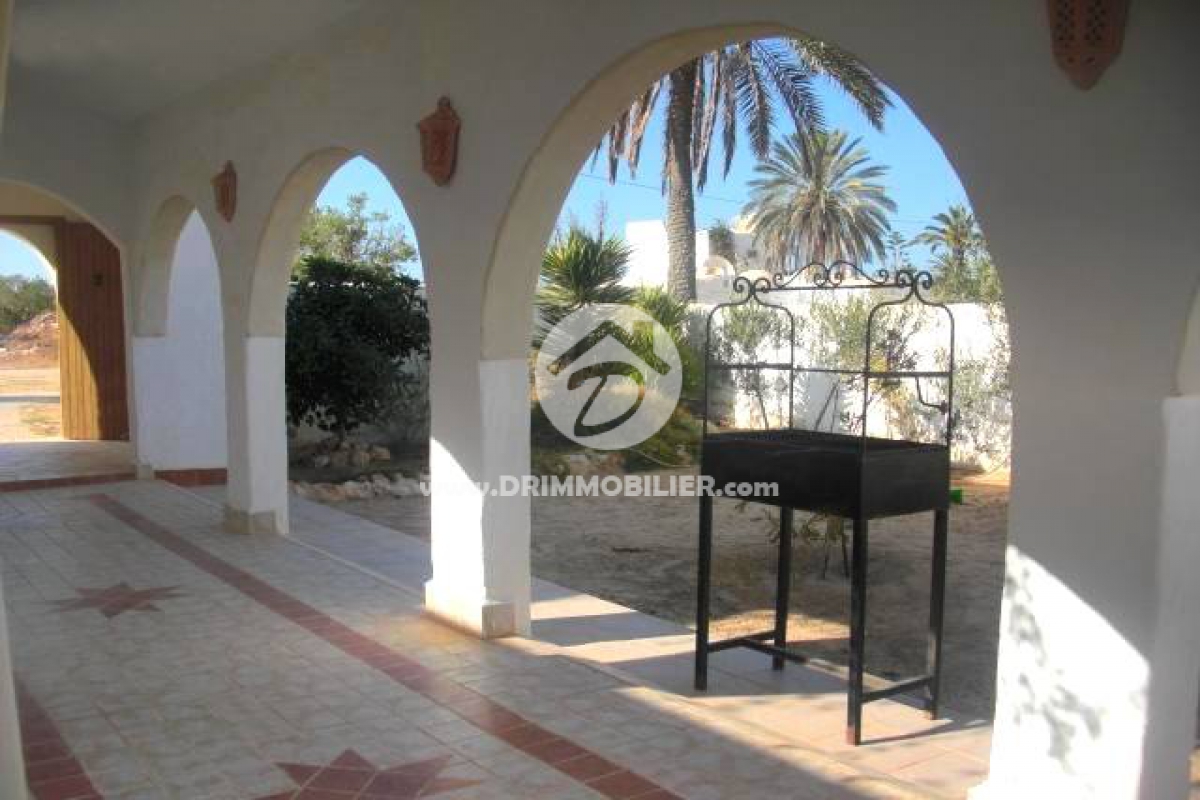 V 055 -                            Sale
                           Villa Djerba